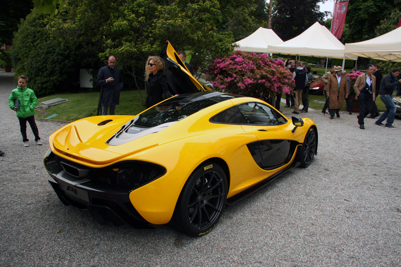 Illustration for article titled Jump-Starting The McLaren P1 Turned Out To Be Difficult